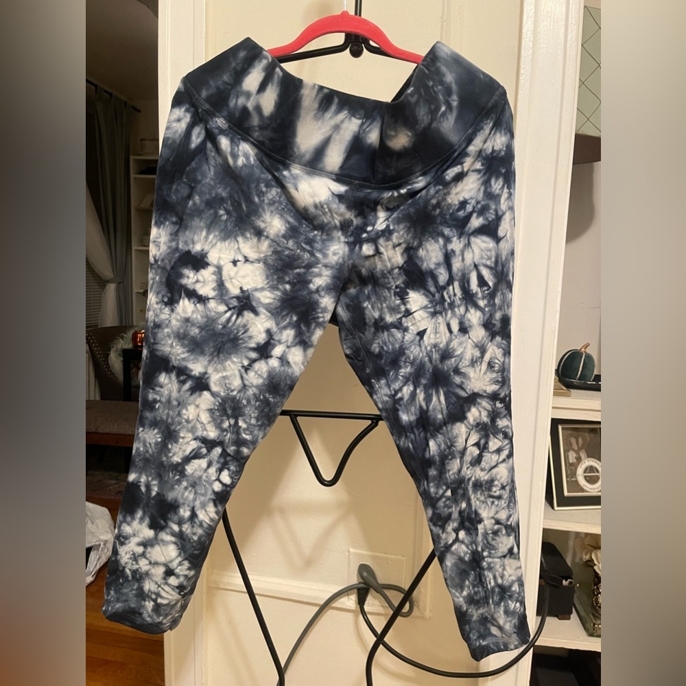 Lane Bryant LIVI active leggings